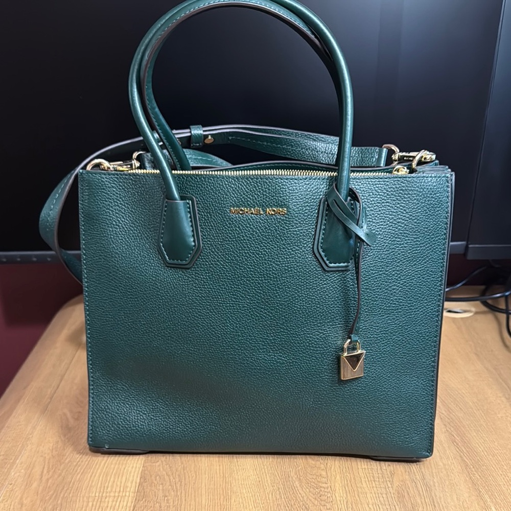 Michael Kors Mercer Accordion Pebble Teal/Green Pebble  Leather Tote Bag
